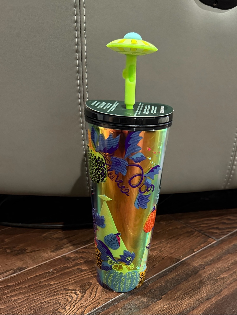 Starbucks Halloween 2024 UFO Straw Top Pumpkin Glow In Dark 24 Oz Venti Tumbler
